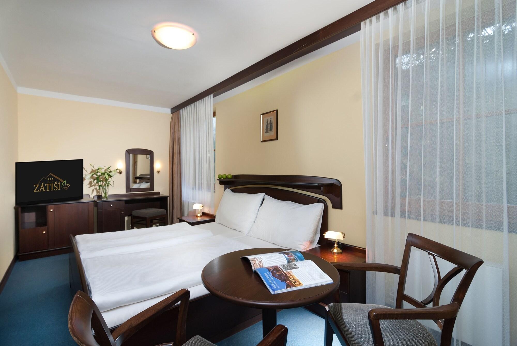 Hotel Zatisi Špindlerŭv Mlýn Exterior foto