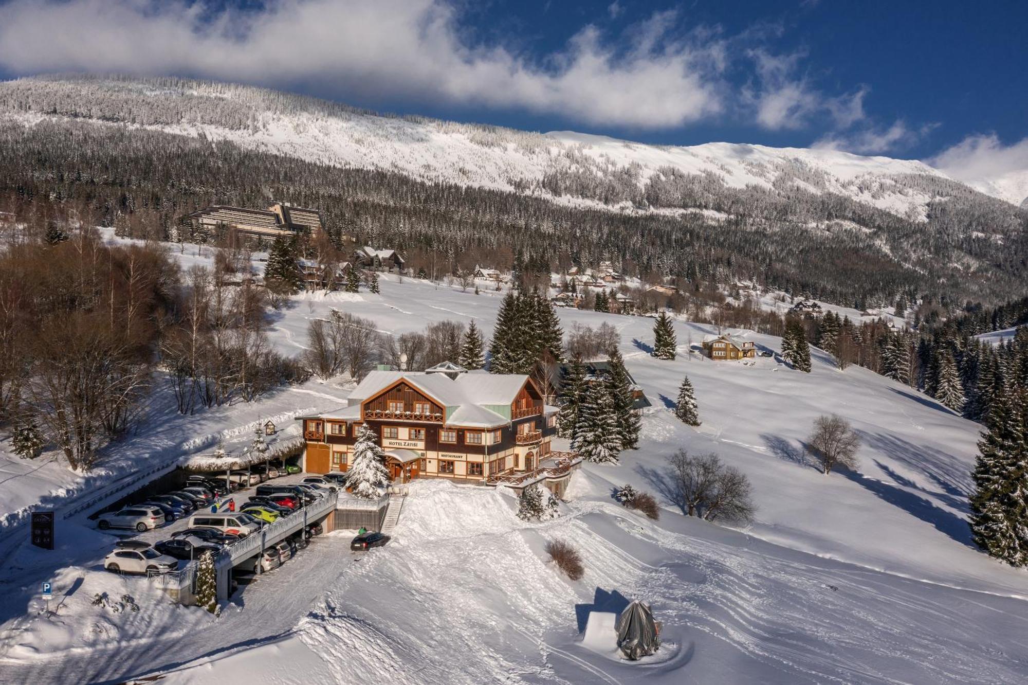 Hotel Zatisi Špindlerŭv Mlýn Exterior foto
