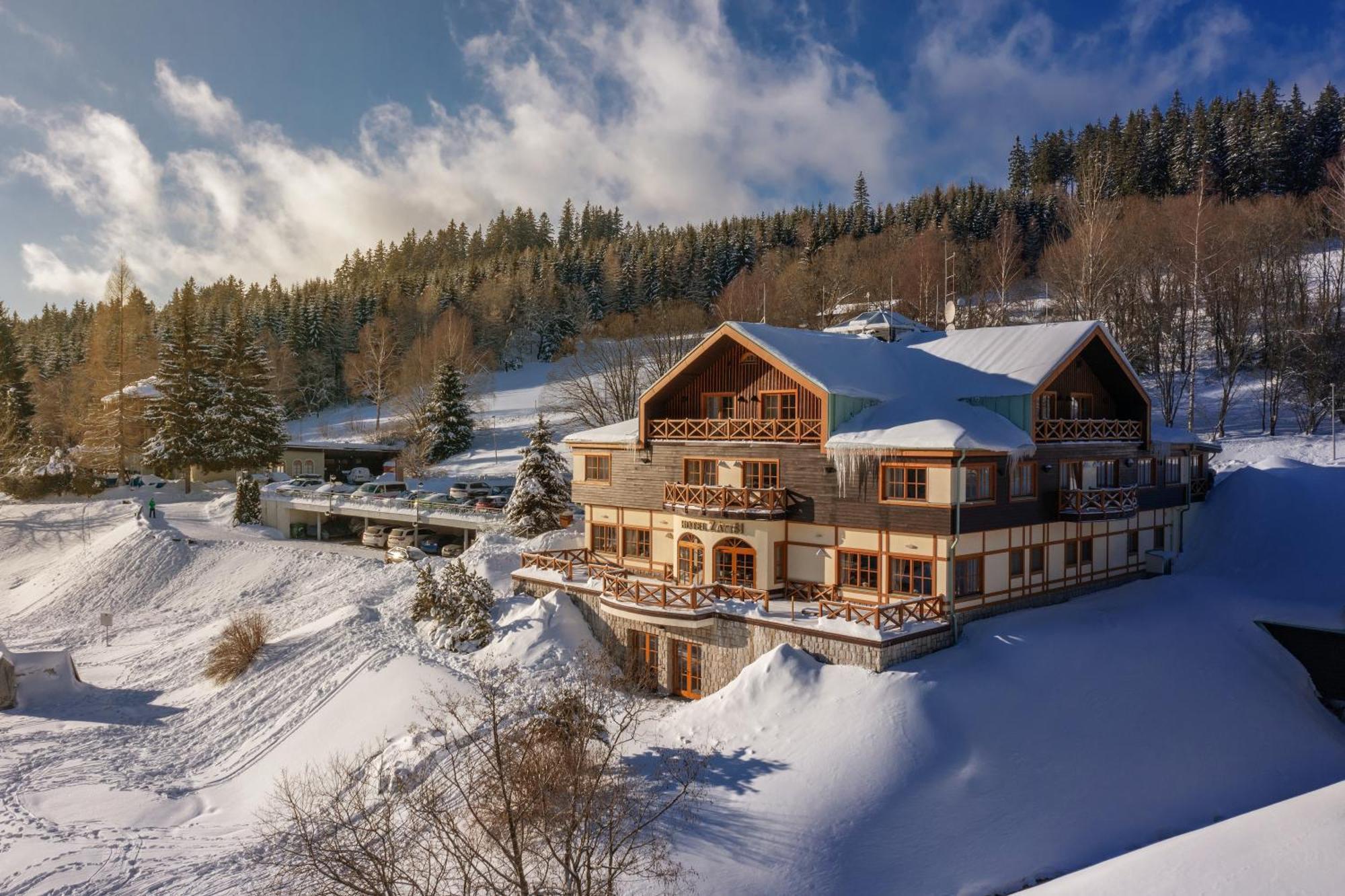 Hotel Zatisi Špindlerŭv Mlýn Exterior foto