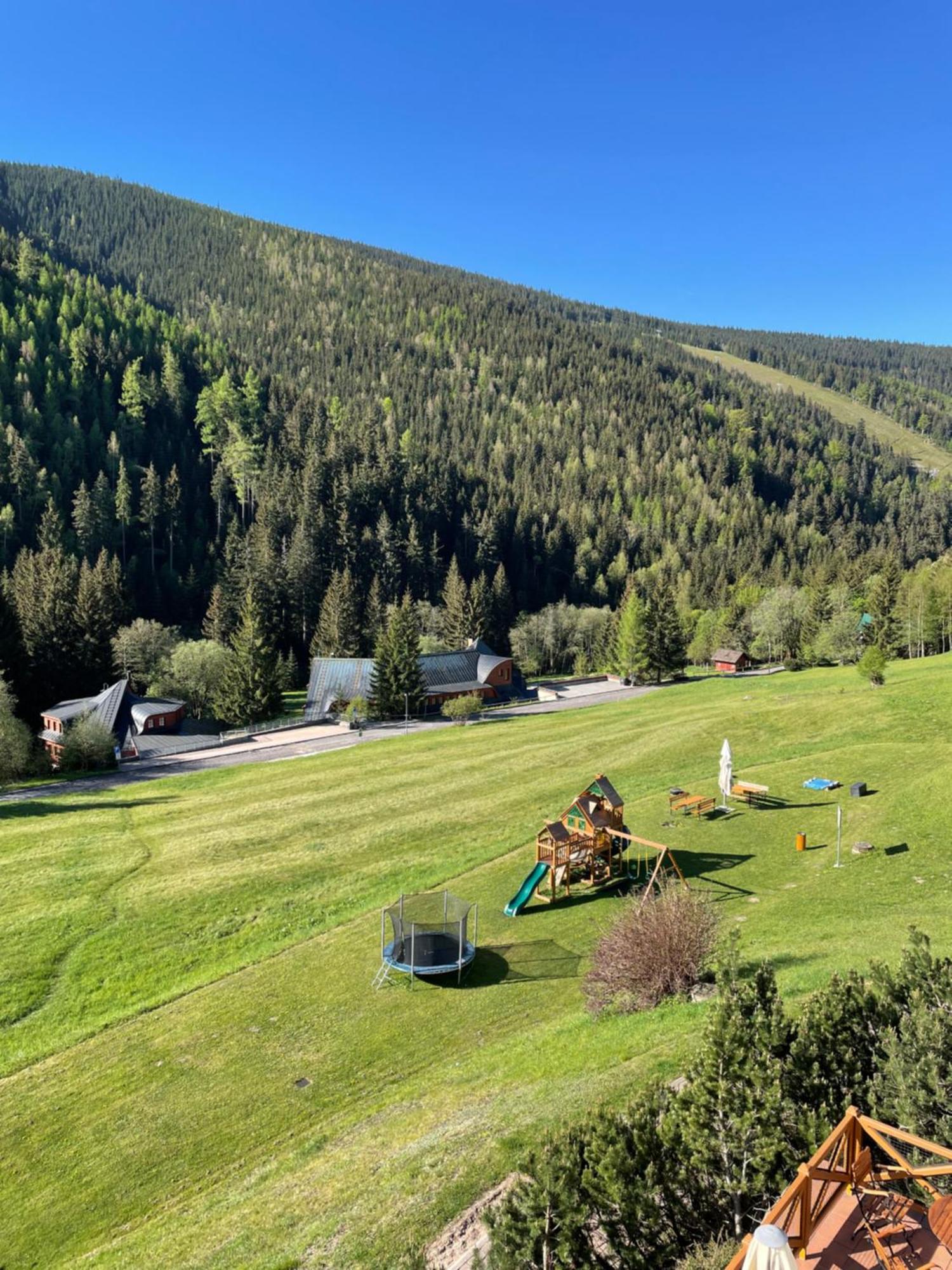 Hotel Zatisi Špindlerŭv Mlýn Exterior foto