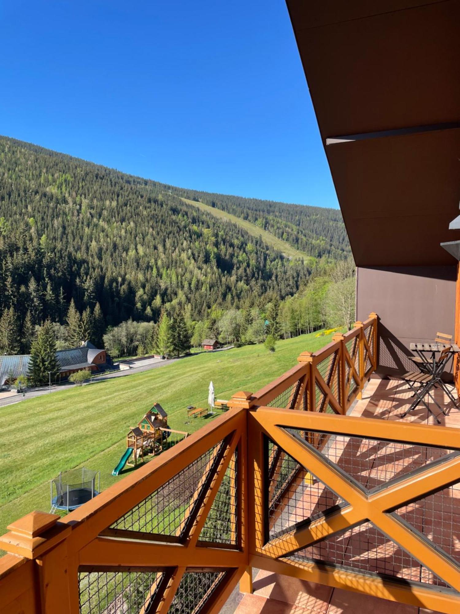 Hotel Zatisi Špindlerŭv Mlýn Exterior foto