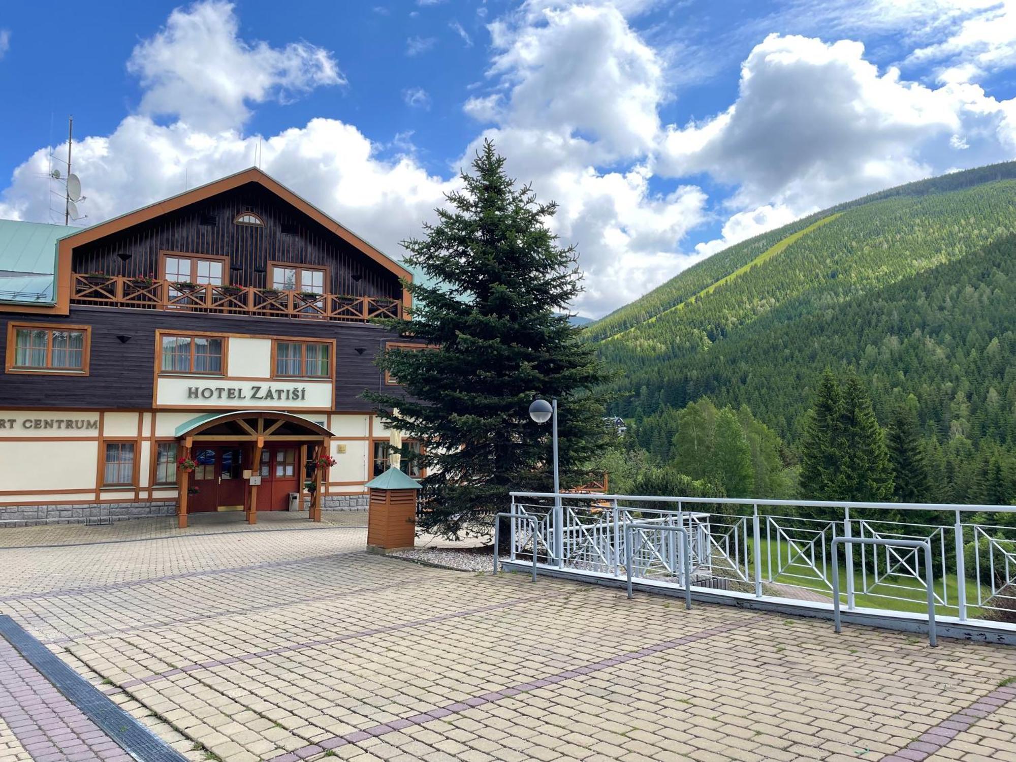 Hotel Zatisi Špindlerŭv Mlýn Exterior foto