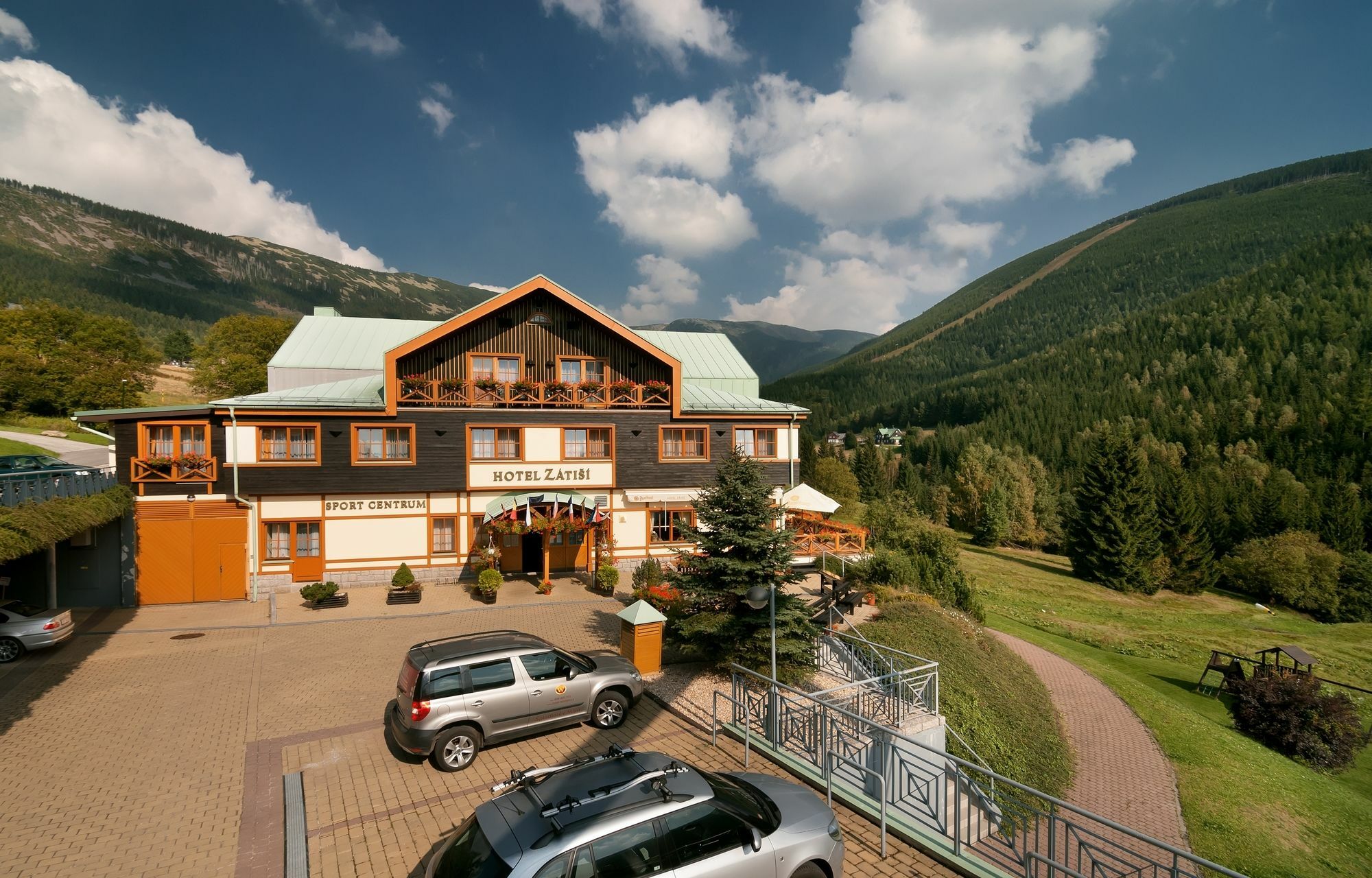 Hotel Zatisi Špindlerŭv Mlýn Exterior foto